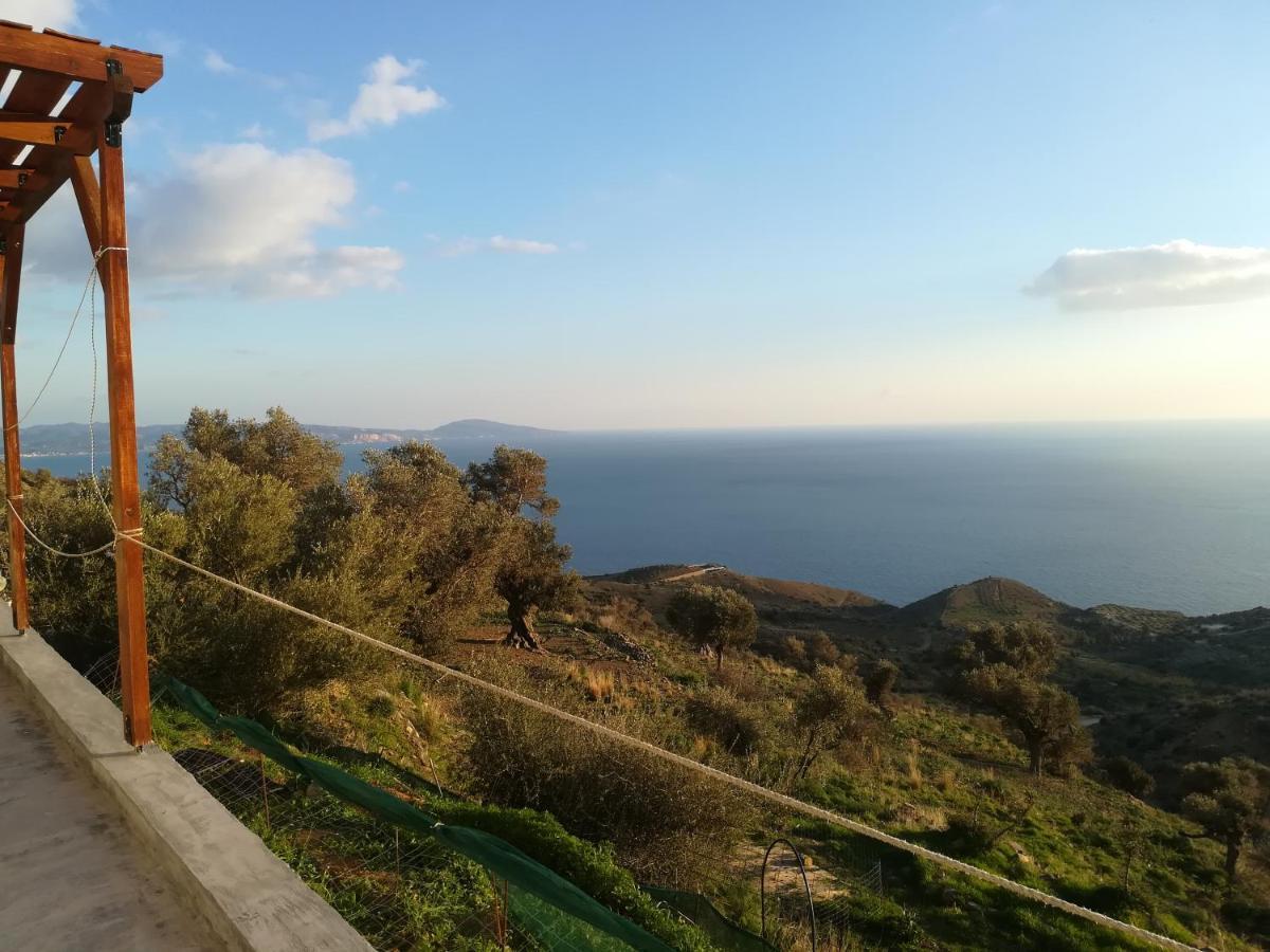 Sea Breeze Ecological Villa アギア・ガリニ エクステリア 写真