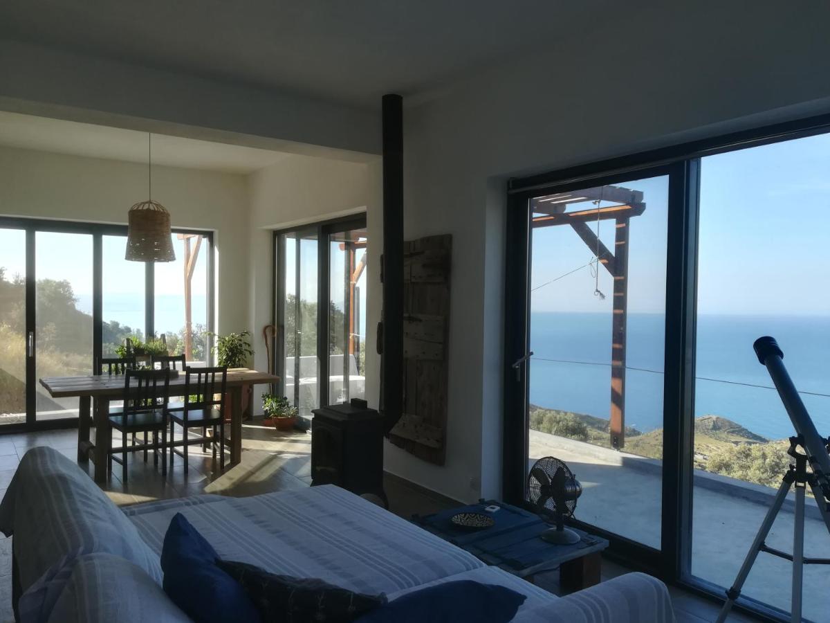 Sea Breeze Ecological Villa アギア・ガリニ エクステリア 写真